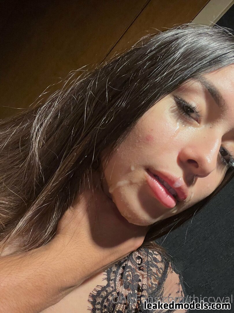 ThiccyVal  onlythiccyval  thiccyxval Nahé Úniky OnlyFans Fotka 3 -  Uniklé Modelky