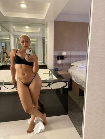 thickassdaphne