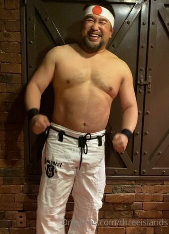 threeislands Nahé Úniky OnlyFans Fotka 14