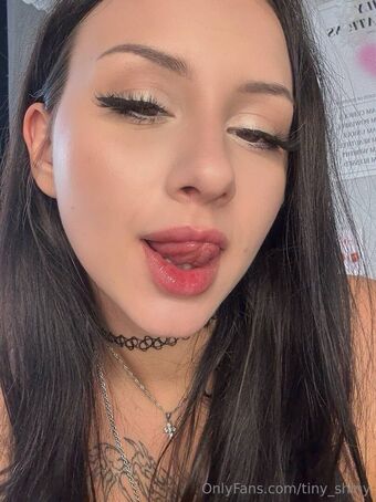 tiny_shiny Nahé Úniky OnlyFans Fotka 14