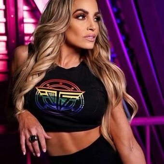 Trish Stratus