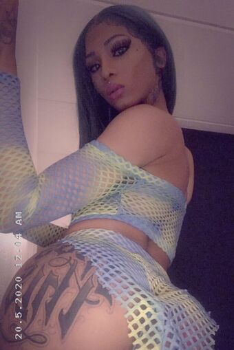 Ts Bubbles Nahé Úniky OnlyFans Fotka 9