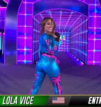 Valerie Loureda Nahé Úniky OnlyFans Fotka 8