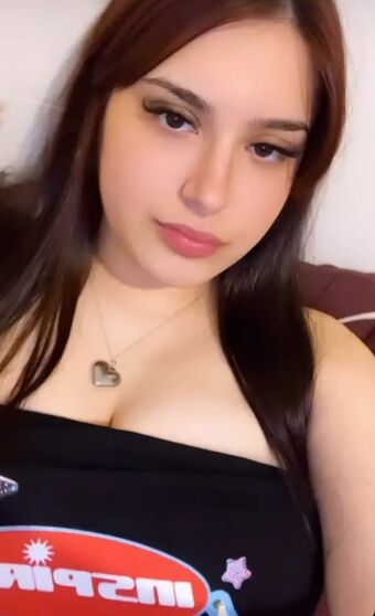 Valuu  Nahé Úniky OnlyFans Fotka 19