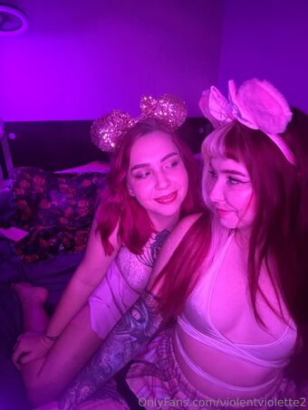 violentviolette2 Nahé Úniky OnlyFans Fotka 1