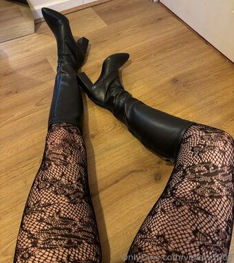 violetx2003 Nahé Úniky OnlyFans Fotka 7