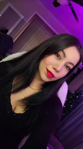 Viosinclair Nahé Úniky OnlyFans Fotka 2