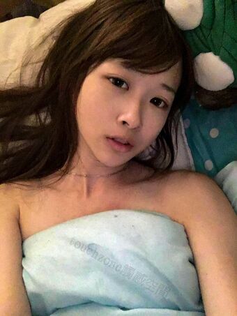 Weiwei610 Nahé Úniky OnlyFans Fotka 3