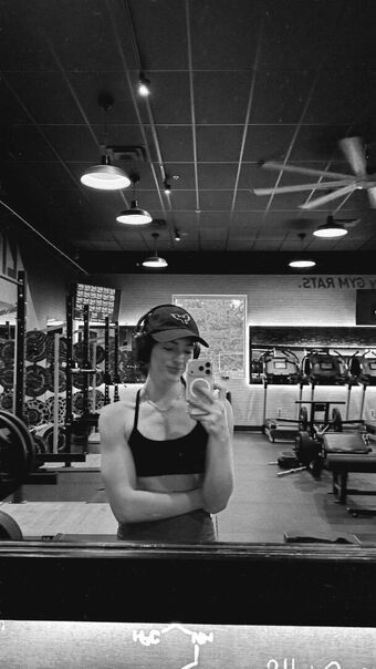 Willow Shields Nahé Úniky OnlyFans Fotka 226