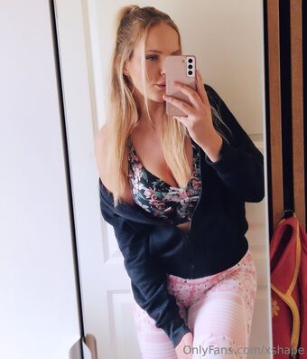 xshape Nahé Úniky OnlyFans Fotka 2