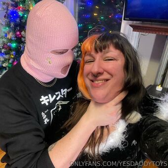 yesdaddytoys Nahé Úniky OnlyFans Fotka 28