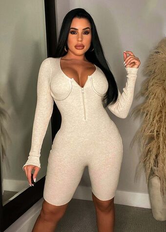 yourdistraction Nahé Úniky OnlyFans Fotka 3