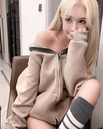 Yu Zhi Qing Nahé Úniky OnlyFans Fotka 57