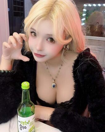 Yu Zhi Qing Nahé Úniky OnlyFans Fotka 60