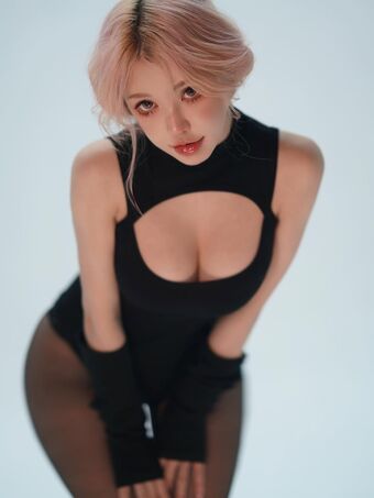 Yu Zhi Qing Nahé Úniky OnlyFans Fotka 64