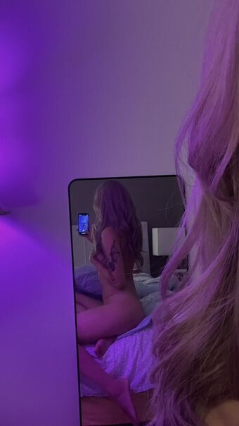 yunni2yung Nahé Úniky OnlyFans Fotka 15