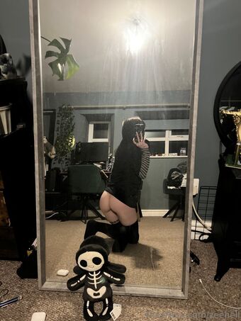 zeehell Nahé Úniky OnlyFans Fotka 43