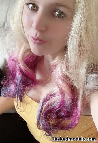Vickyjjay Nahé Úniky OnlyFans Fotka 13